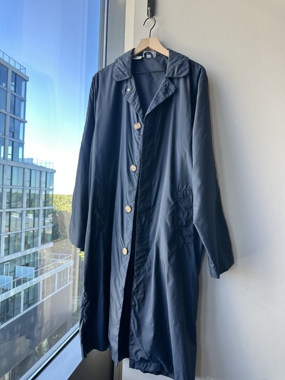 Vintage Izod Lacoste Men's 80s Blue Nylon Snap Front Trench Windbreaker L